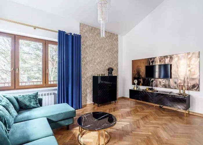 Luxury Family Villa In The Heart Of Warsaw